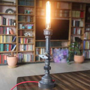 Настольная лампа в стиле industrial